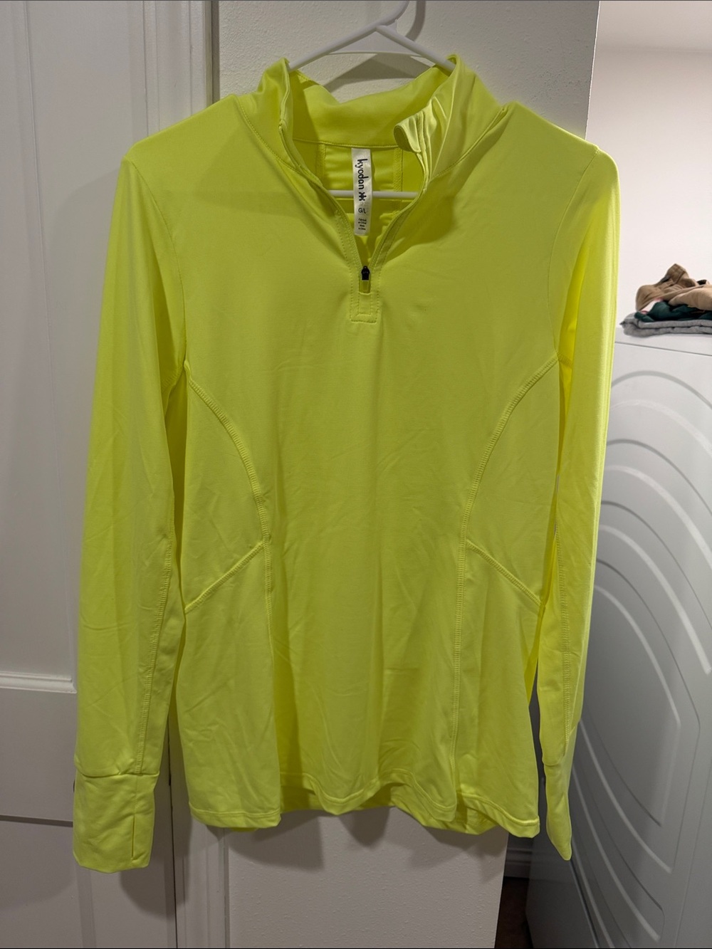 Women’s bright yellow Long Sleeve Pullover